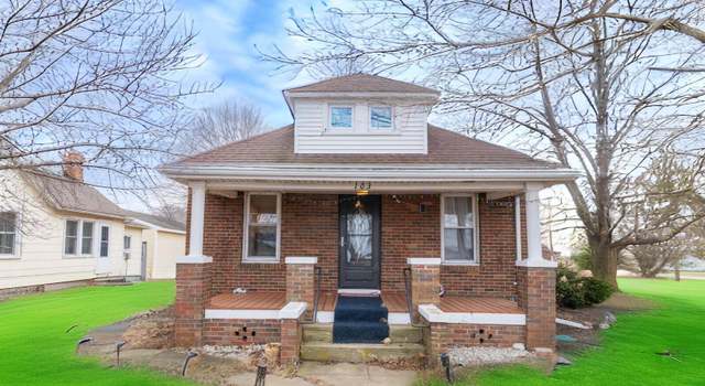 Photo of 103 W Washington St, Benson, IL 61516