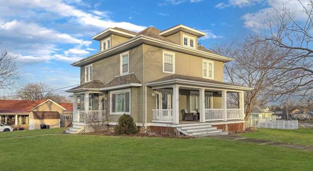 Photo of 301 N Main St, Versailles, IL 62378