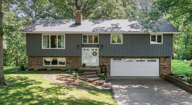Photo of 239 Hires Trce, Morton, IL 61550