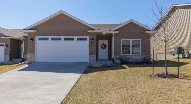 Photo of 702 Titus Ct, Le Claire, IA 52753