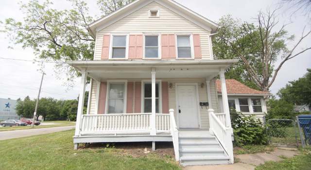 Photo of 1502 N Ripley St, Davenport, IA 52803