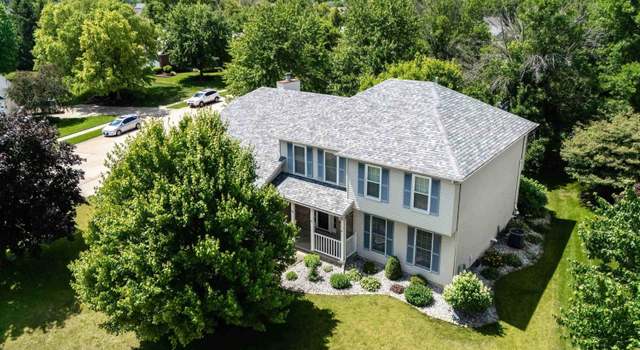 Photo of 5660 Barcelona St, Bettendorf, IA 52722