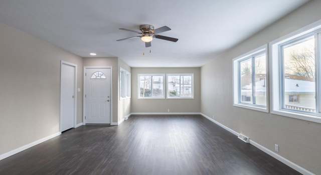 Photo of 477 W Maple St, Canton, IL 61520
