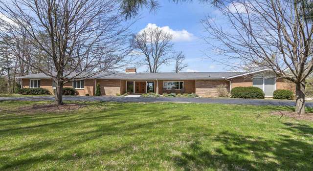 Photo of 1515 E Lake Shore Dr, Springfield, IL 62712