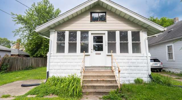 Photo of 1326 N Underhill St, Peoria, IL 61606