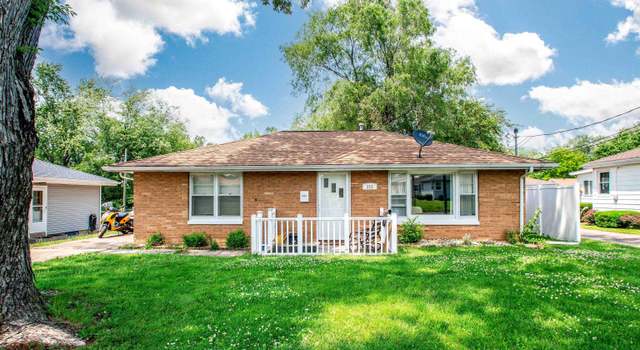 Photo of 311 South St, Pekin, IL 61554
