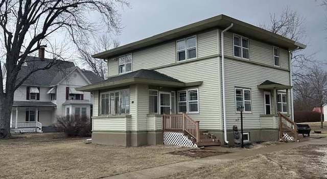 Photo of 213 N Illinois St, Camp Point, IL 62320