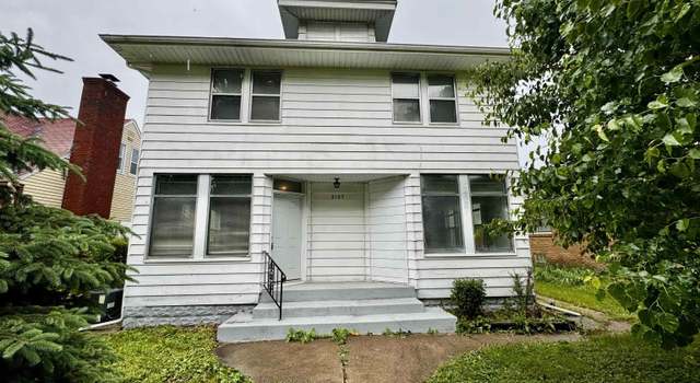 Photo of 2107 N Marquette St, Davenport, IA 52804