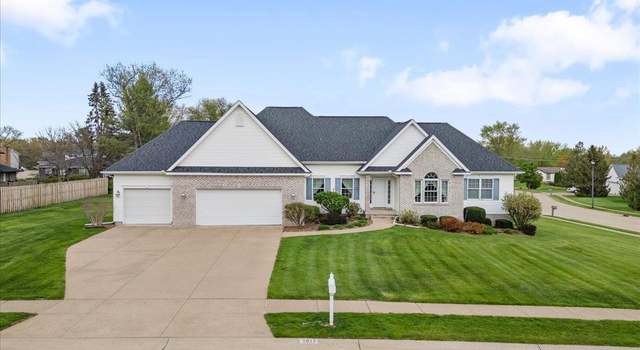Photo of 2017 E 47th St, Davenport, IA 52807-1206