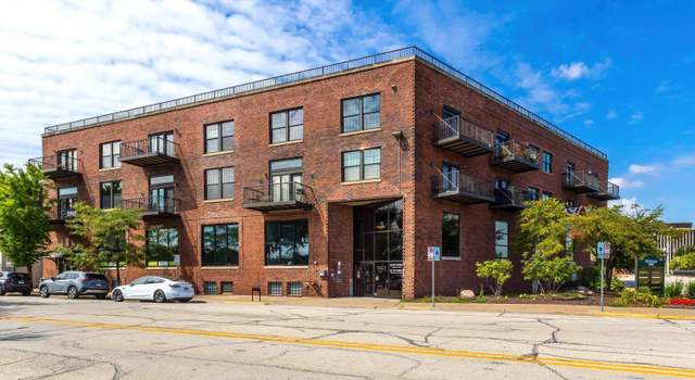 Photo of 110 19th St #311, Rock Island, IL 61201-8017