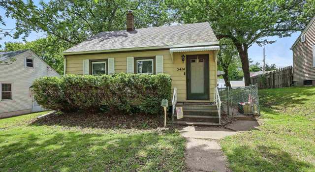 Photo of 3414 Fillmore Ln, Davenport, IA 52806