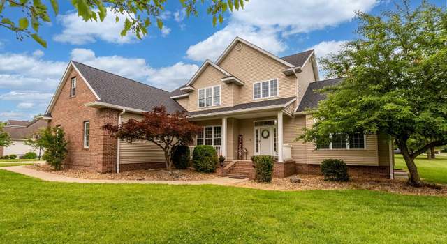 Photo of 1404 Belle Terre Ct, Herrin, IL 62948