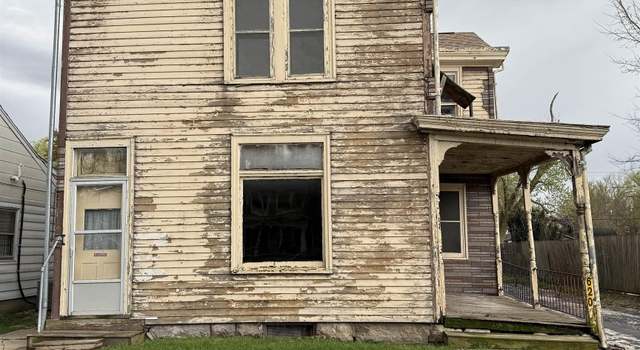 Photo of 620 Jefferson St, Quincy, IL 62301