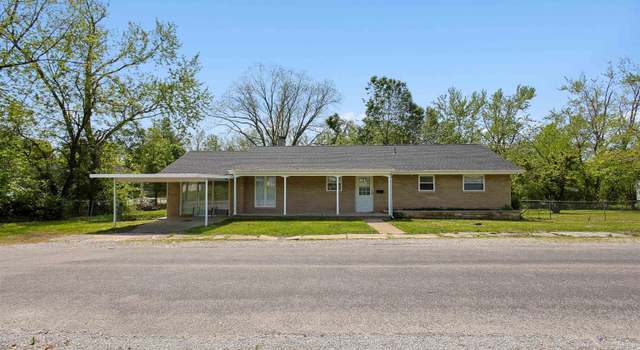 Photo of 1813 Smith St, Eldorado, IL 62930