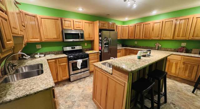 Photo of 501 N Marion St, Salem, IL 62881