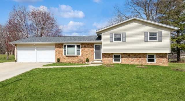Photo of 14 Park Avenue Court, Park View, IA 52748