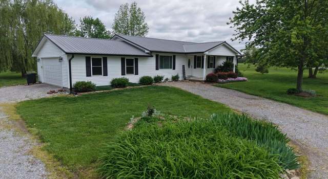 Photo of 14940 East St, Whittington, IL 62897