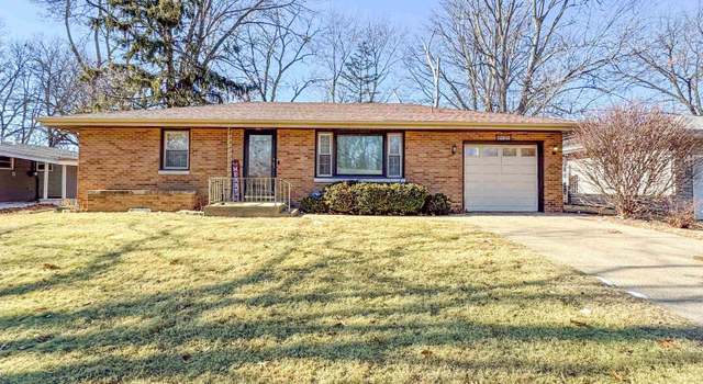 Photo of 2131 N Ardell Pl, Peoria, IL 61604