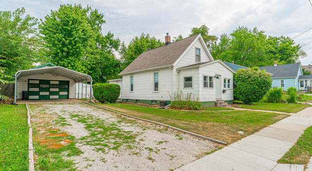 Photo of 302 W Gray Ave, Bloomington, IL 61701
