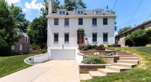 Photo of 216 Hillcrest Ave, Davenport, IA 52803