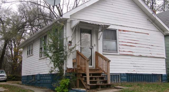 Photo of 2909 W Wyoming St, Peoria, IL 61605