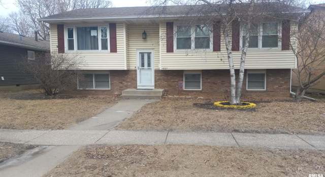 Photo of 1827 13th Ave, Moline, IL 61265