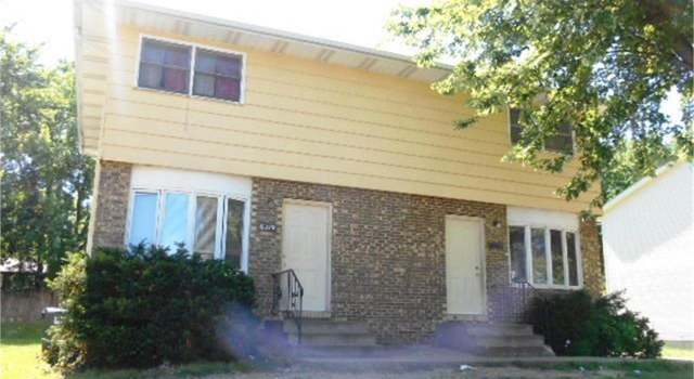 Photo of 6217-6219 Western Ave, Davenport, IA 52806