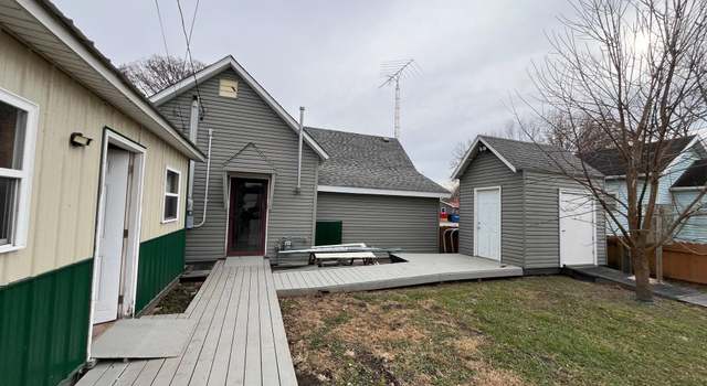 Photo of 109 S 5th St, Elkville, IL 62932
