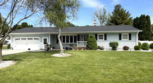 Photo of 205 S Park St, Alpha, IL 61413