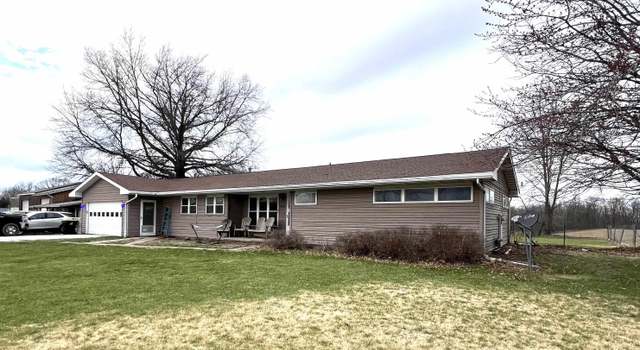 Photo of 1021 E Broadway St, Astoria, IL 61501