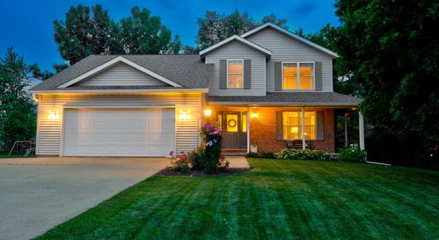Photo of 1279 Hickory Hills Rd, Germantown Hills, IL 61548