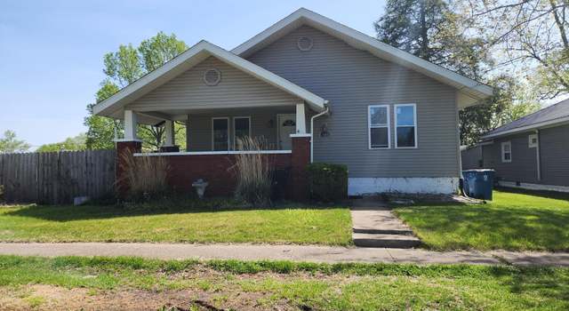 Photo of 608 S Thomas St, Christopher, IL 62822