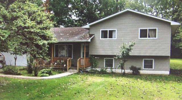 Photo of 35 Victoria Ann Dr, Carrier Mills, IL 62917