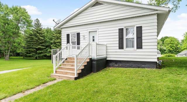 Photo of 101 E Teak St, Thayer, IL 62689
