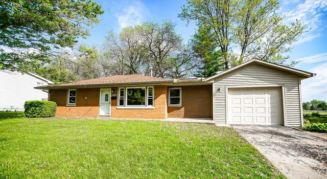Photo of 2910 W Scenic Dr, Peoria, IL 61615