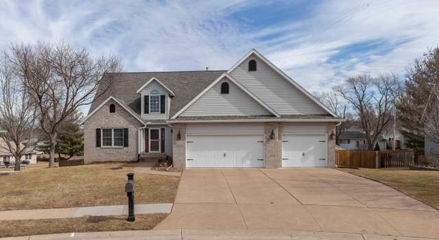 Photo of 2653 N Stark St, Davenport, IA 52804