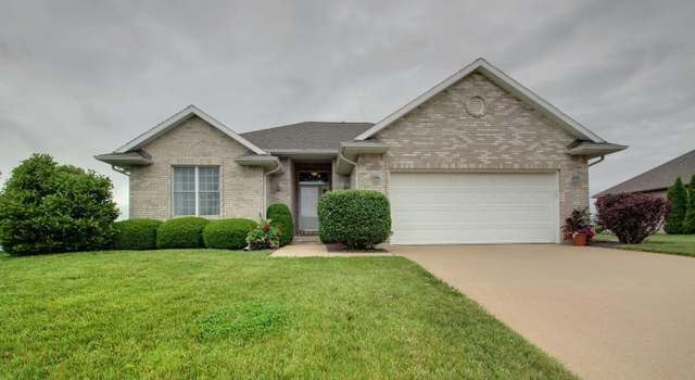 Photo of 2723 Ridgecrest Dr, Quincy, IL 62305