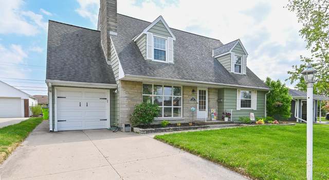 Photo of 606 W Ridgemont Rd, Peoria, IL 61614