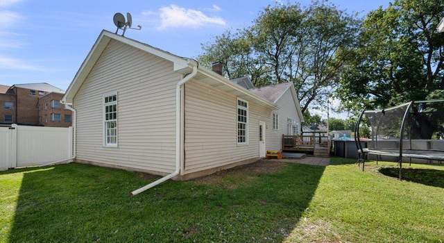 Photo of 403 NW 3rd St, Aledo, IL 61231-1306