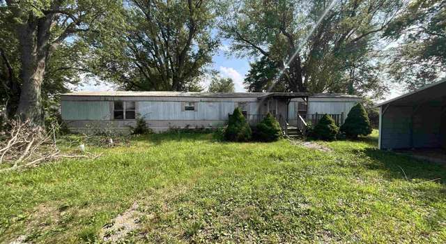 Photo of 7732 Brubaker Rd, Kinmundy, IL 62854