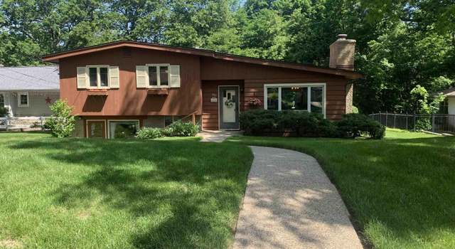 Photo of 1811 E Maple Ridge Dr, Peoria, IL 61614