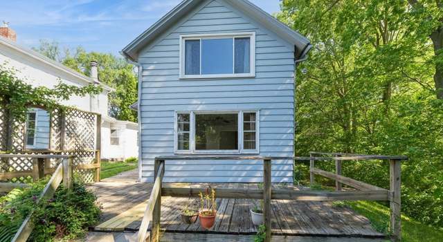 Photo of 1808 E 12th St, Davenport, IA 52803