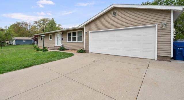 Photo of 1807 37th St, Moline, IL 61265
