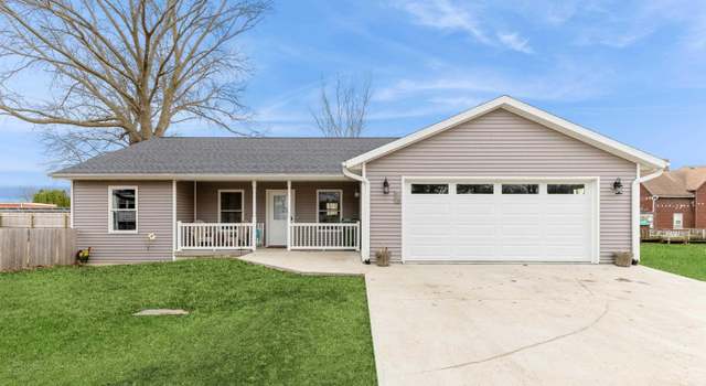 Photo of 303 E Vine St, Wheatland, IA 52777
