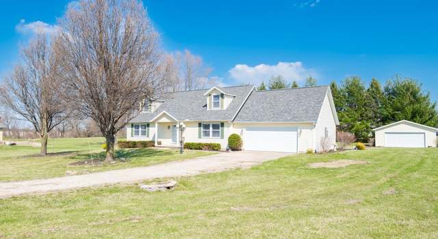 Photo of 1126 N Quarry Rd, Trivoli, IL 61569