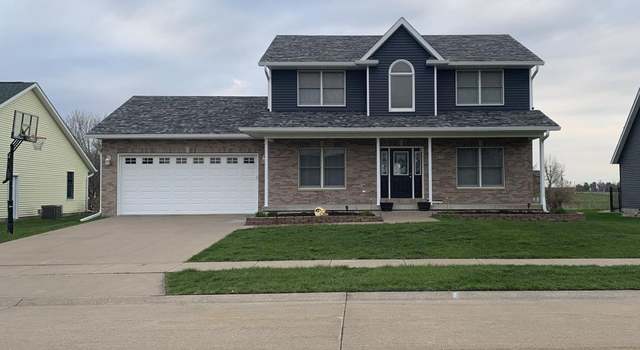 Photo of 418 Michelle Ln, Walcott, IA 52773