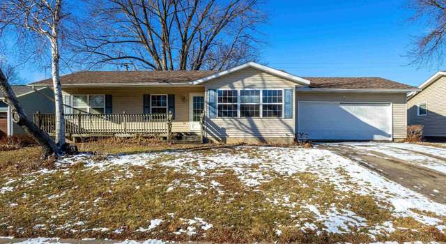 Photo of 504 N 5th Pl, Eldridge, IA 52748