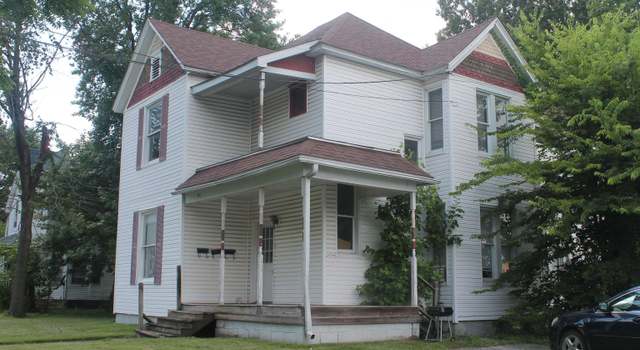 Photo of 314 W Elm St #3, Carbondale, IL 62901