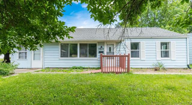 Photo of 2916 N Golf Dr, Peoria, IL 61604