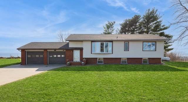 Photo of 3827 Highway 136, Bryant, IA 52727